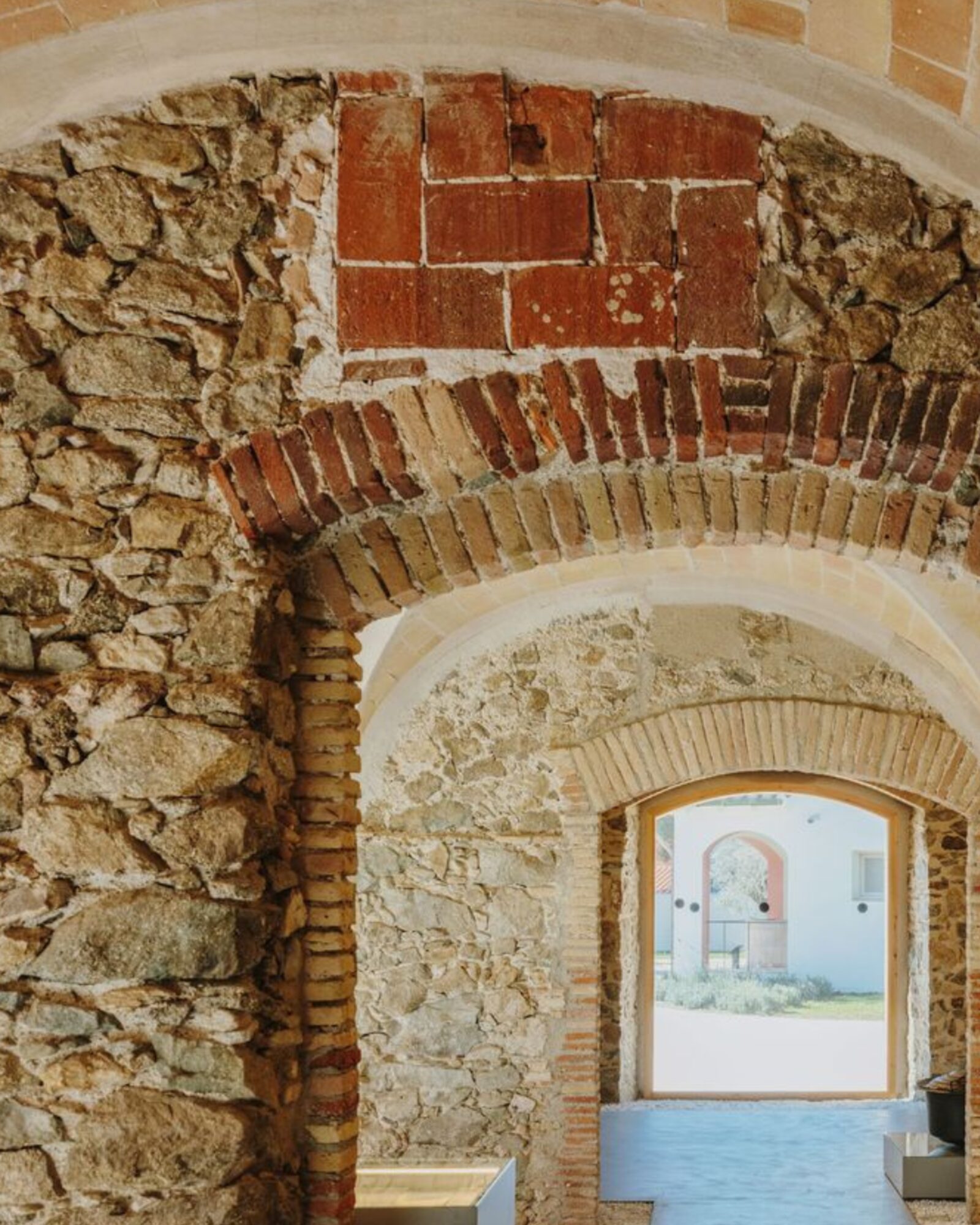 Masía rehabilitation, Alt Empordà